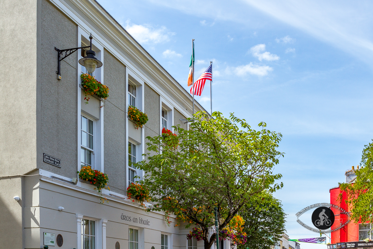 Irish and American flags on a building