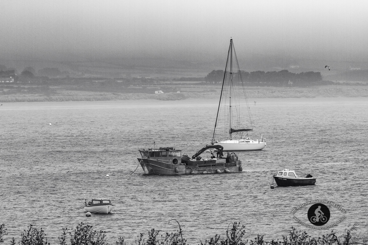 Fishing boat in the harbour - BW