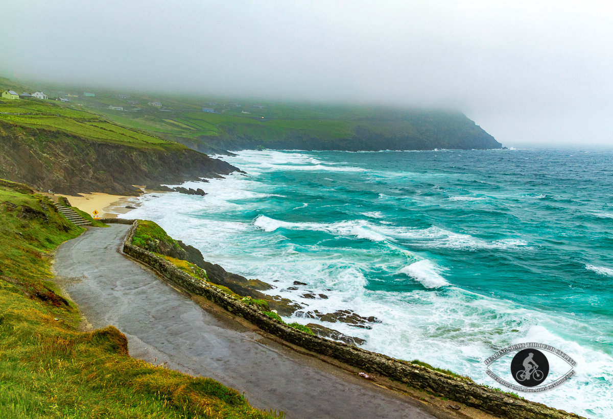 Ocean and shore in Dingle